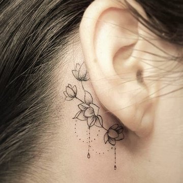 neck tattoo