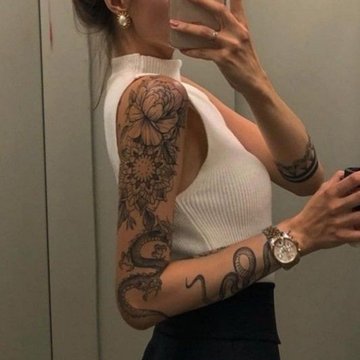 shoulder sleeve tattoo of indian woman