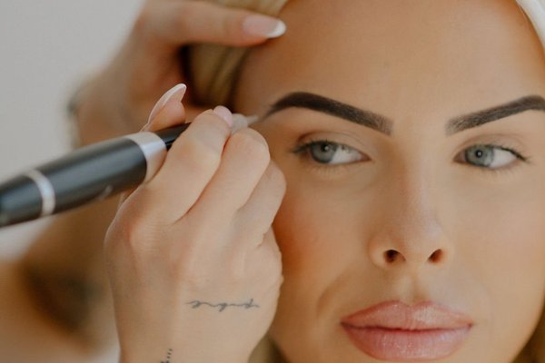 tattoo eyebrows pros and cons