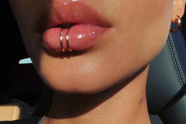 Lower lip piercing