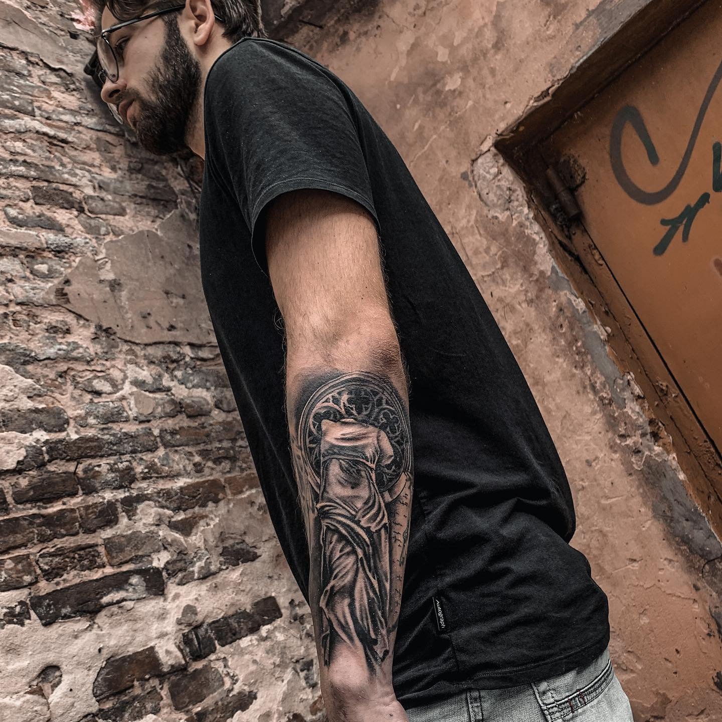Arm Tattoos Photos, Download The BEST Free Arm Tattoos Stock Photos & HD  Images