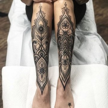 21 Trendy Mandala Tattoo Ideas for Women - StayGlam | Leg tattoos, Mandala  tattoo, Lower leg tattoos