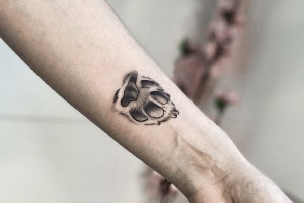 23 The Best Meaningful Wrist Tattoos Designs For Men And Women 